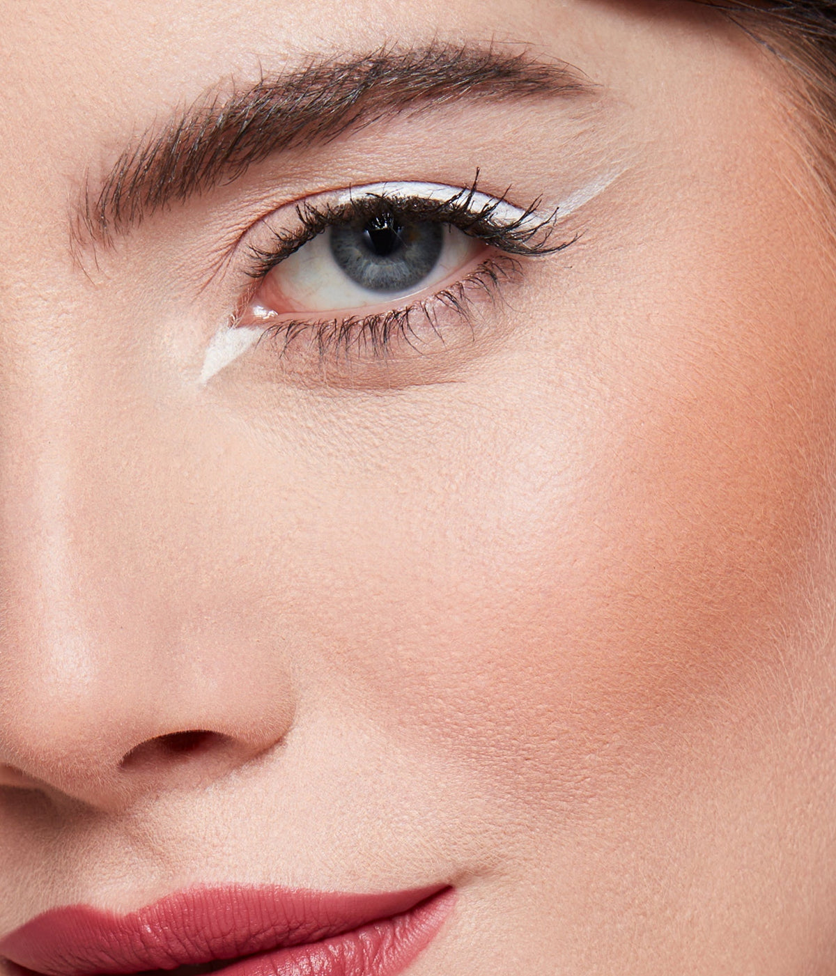 satin matte bronzer